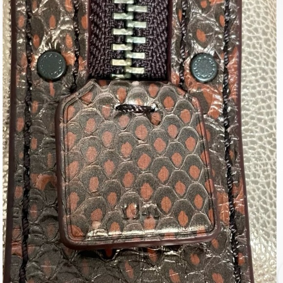 Coach Rogue 25 with exotic snakeskin - Picture 13 of 14